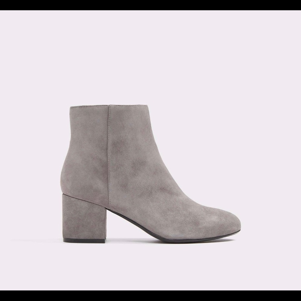 NWOT Gray Suede Ankle Booties 6.5